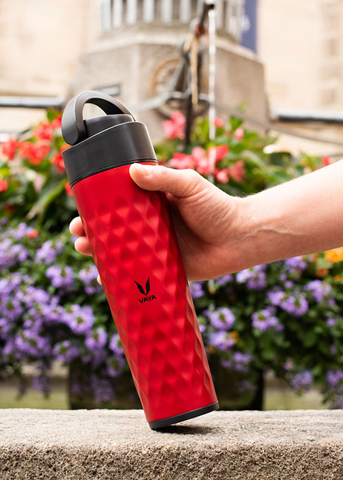 vaya drynk size 11.8 fl.oz